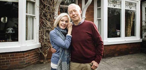 Home reversion explained to elderly couple