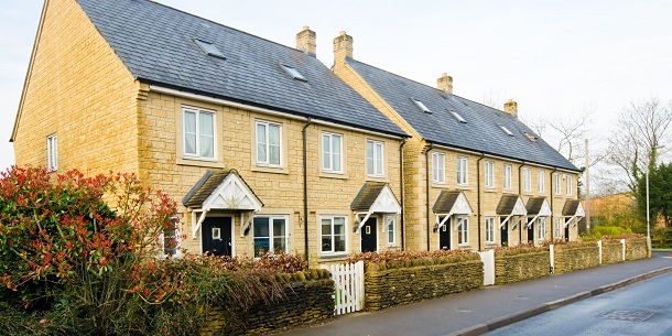 row-of-terraced-houses-being repossessed