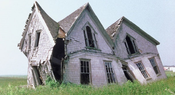 Rundown house , Prince Edward Island , Canada