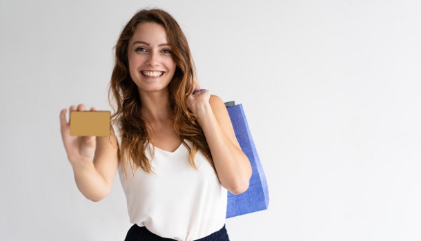 happy-woman-with-credit-card